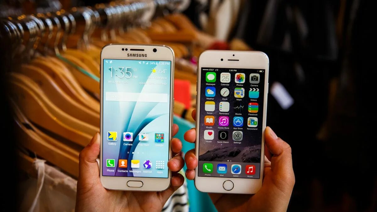 Телефоны samsung айфоны. Iphone vs Samsung. Айфон самсунг галакси. Galaxy s5 и iphone 6. Айфон самсунг ми.