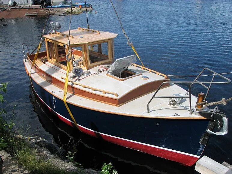 водоизмещающие катера грумант 30т. водоизмещающий катер. каютный катер «грумант-30т». водоизмещающий катер ак 770. водоизмещающий катер.