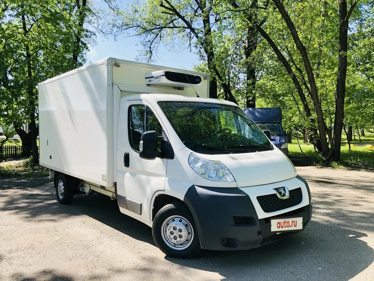 Купить б у пежо боксер. Peugeot Boxer рефрижератор. Peugeot Boxer будка. Пежо боксер 2011 года. Пежо боксер фургон реф.