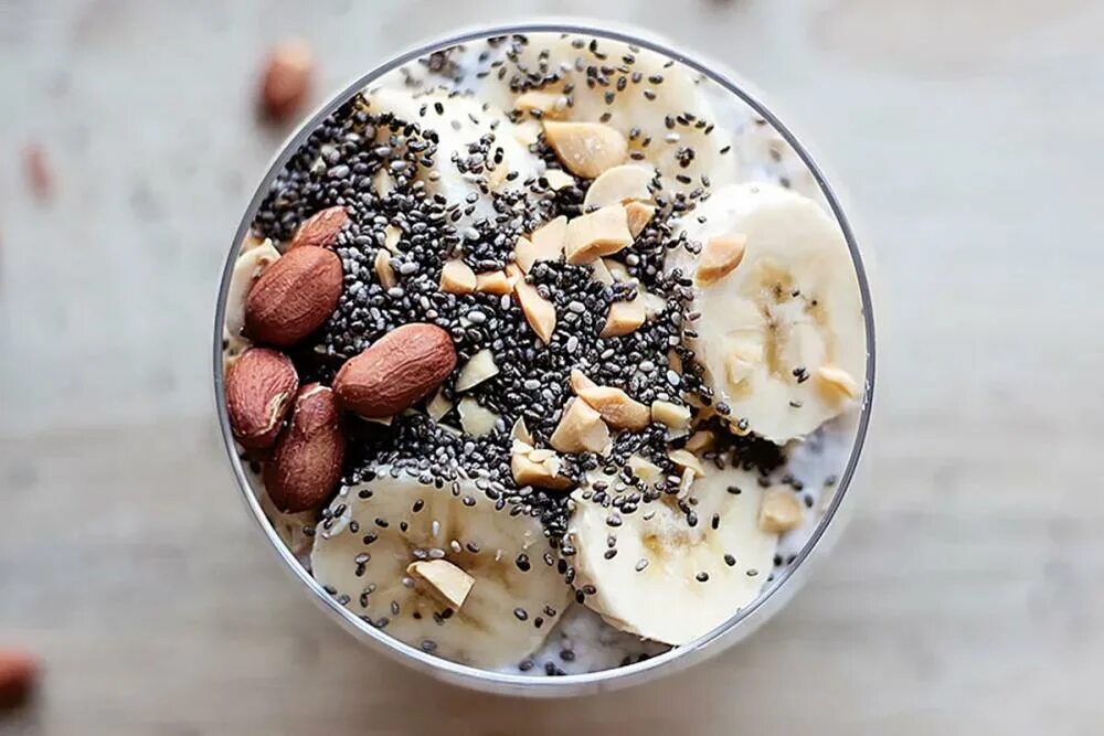 кокосовое молоко с семенами льна, чиа и псиллиумом. семена чиа (chia seeds). можно ли чиа на ночь. семена чиа для похудения рецепты приготовления. семена чиа коктейль.