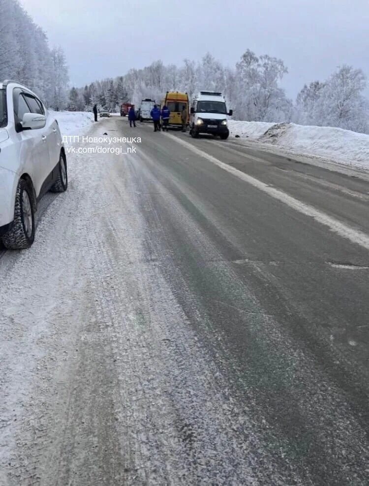 Авария в новокузнецке вчера. Новокузнецк аварии на дорогах сегодня. Тула дтп одоевское шоссе ул парковая 2022. Дпс новокузнецк. Авария на запсибовской трассе 2023 новокузнецк.