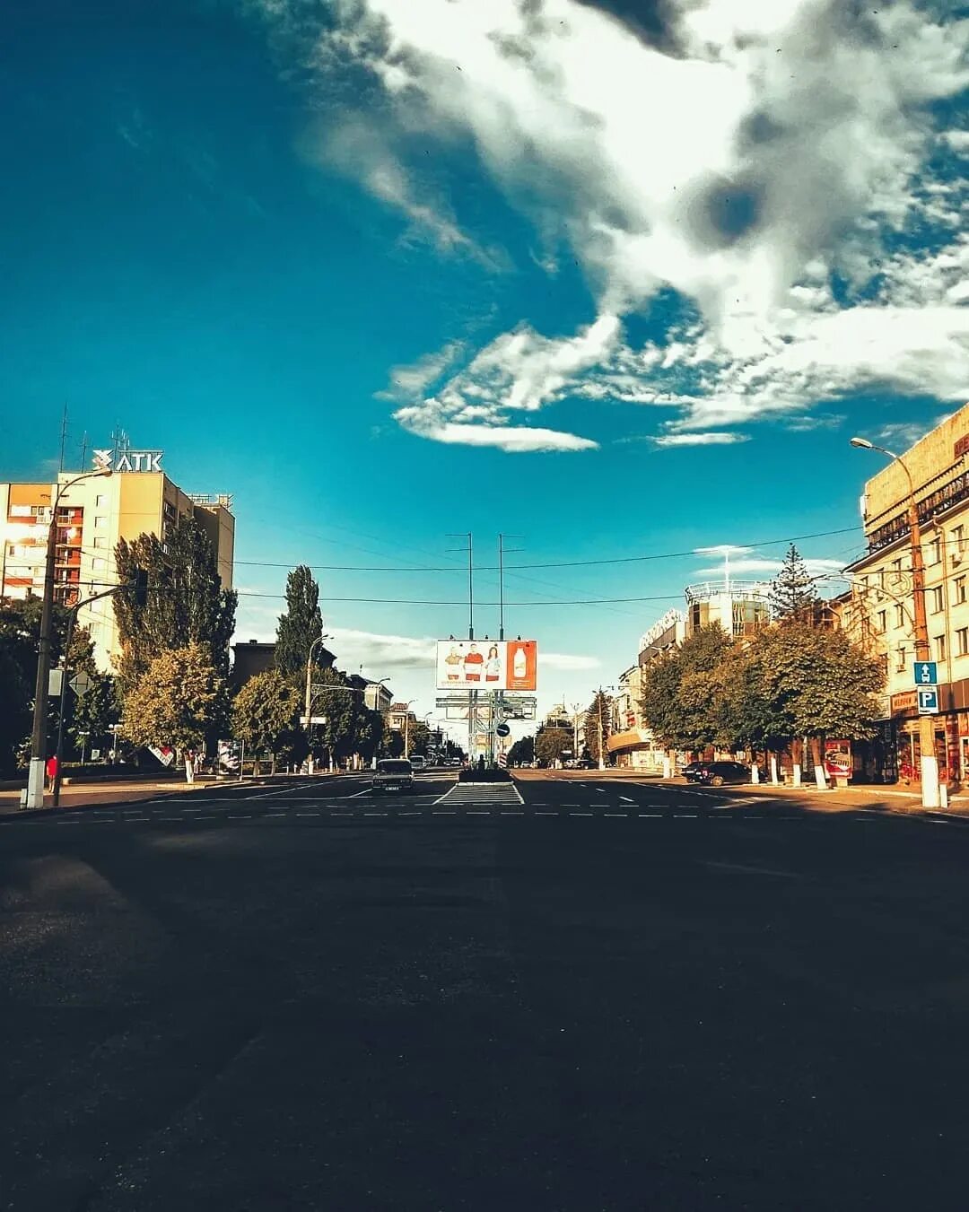 Россия г луганск. Город Луганск Украина. Город Луганск города. Современный Луганск. Луганск центр города.