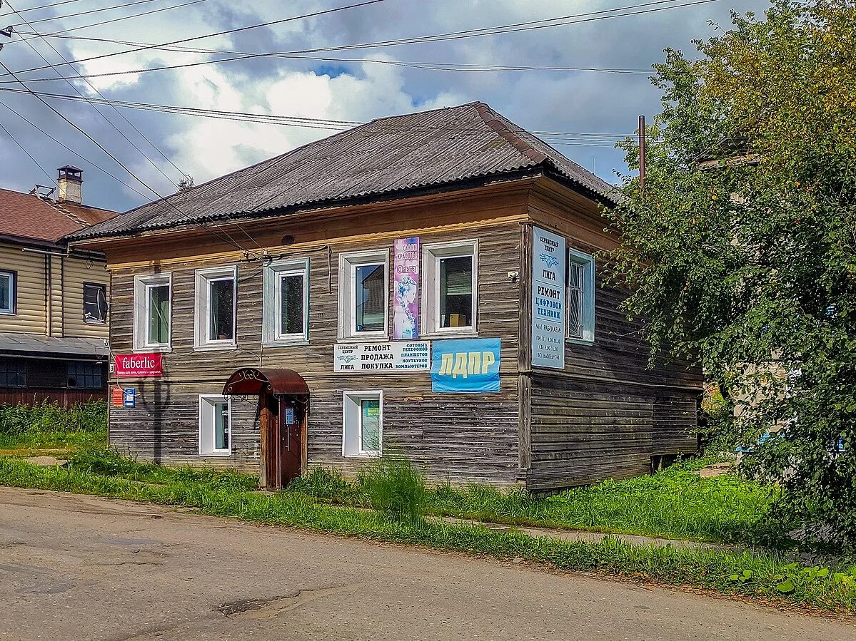 Солигалич Комсомольская улица. Город Солигалич улица Комсомольская. Комсомольская 9 Вологда. Комсомольская д9 Солигалич.