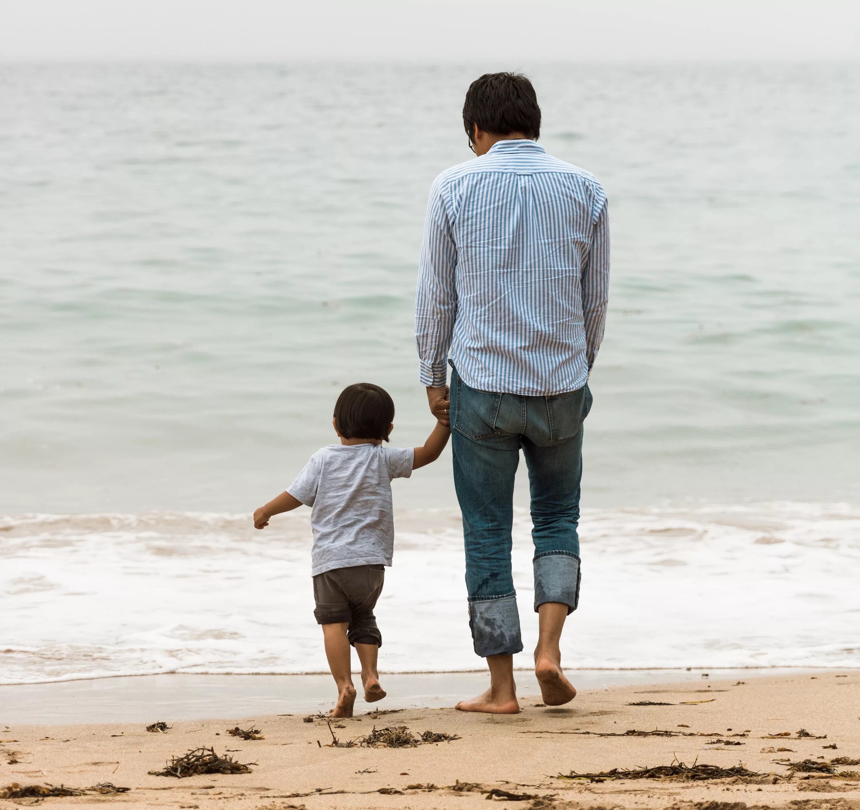 Отец и сын смысл. Отец и сын картина со смыслом. Интересные картинки про жизнь. Отец и сын. Фото про отца со смыслом.