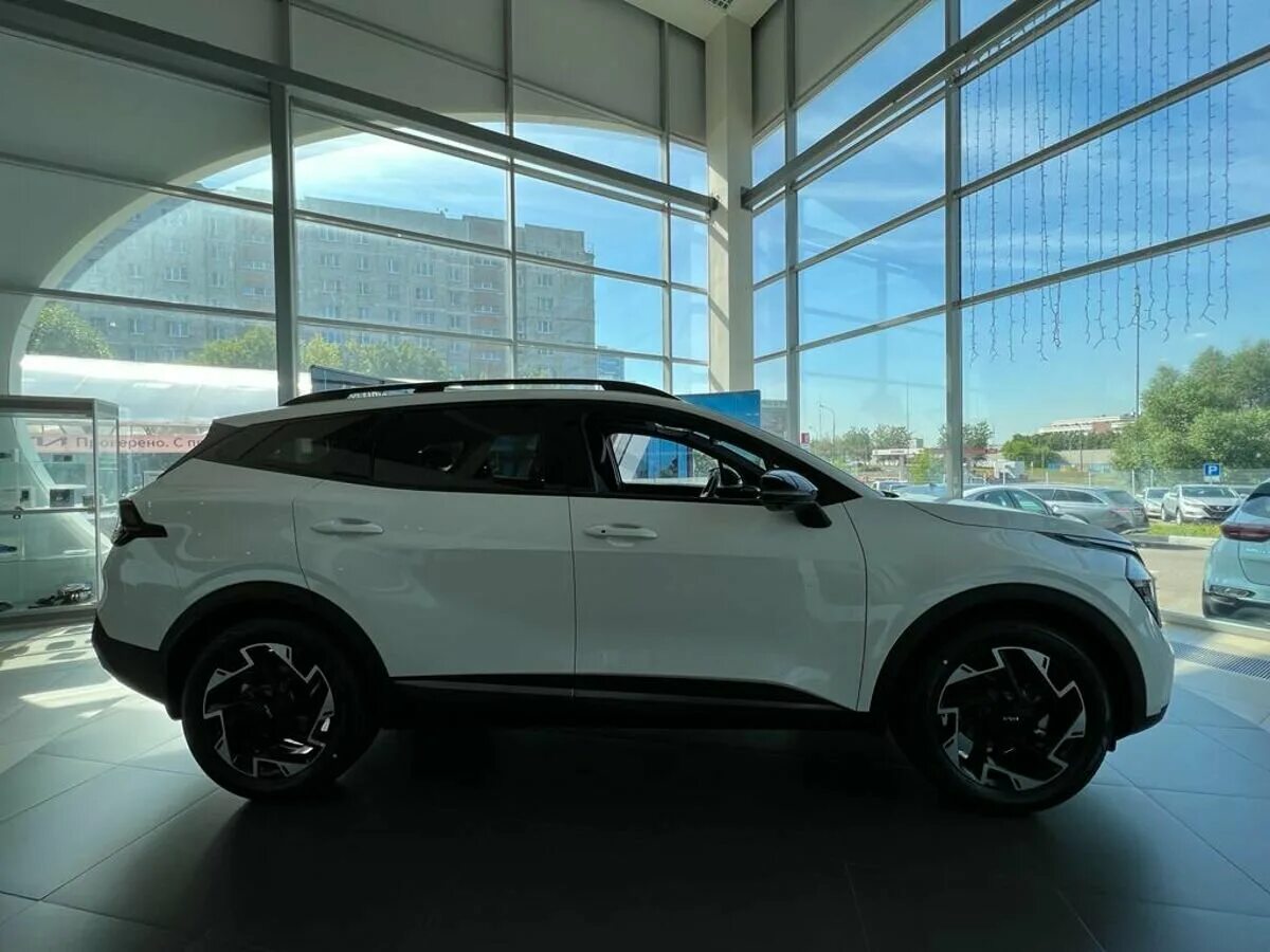 Купить киа спортейдж 2023 новый. Спортаж 2023. Kia Sportage 2023. Sportage 2023 колеса. Kia Sportage 2023 Luxe.