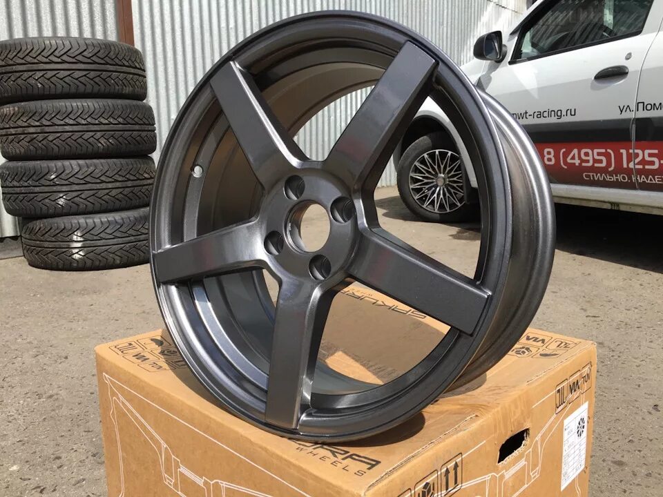 Диски воссен 16 4х100. Vossen cv3 r17. Vossen cv3 r17 4x100. Диски Vossen r17. Sakura Wheels 9140 r17.