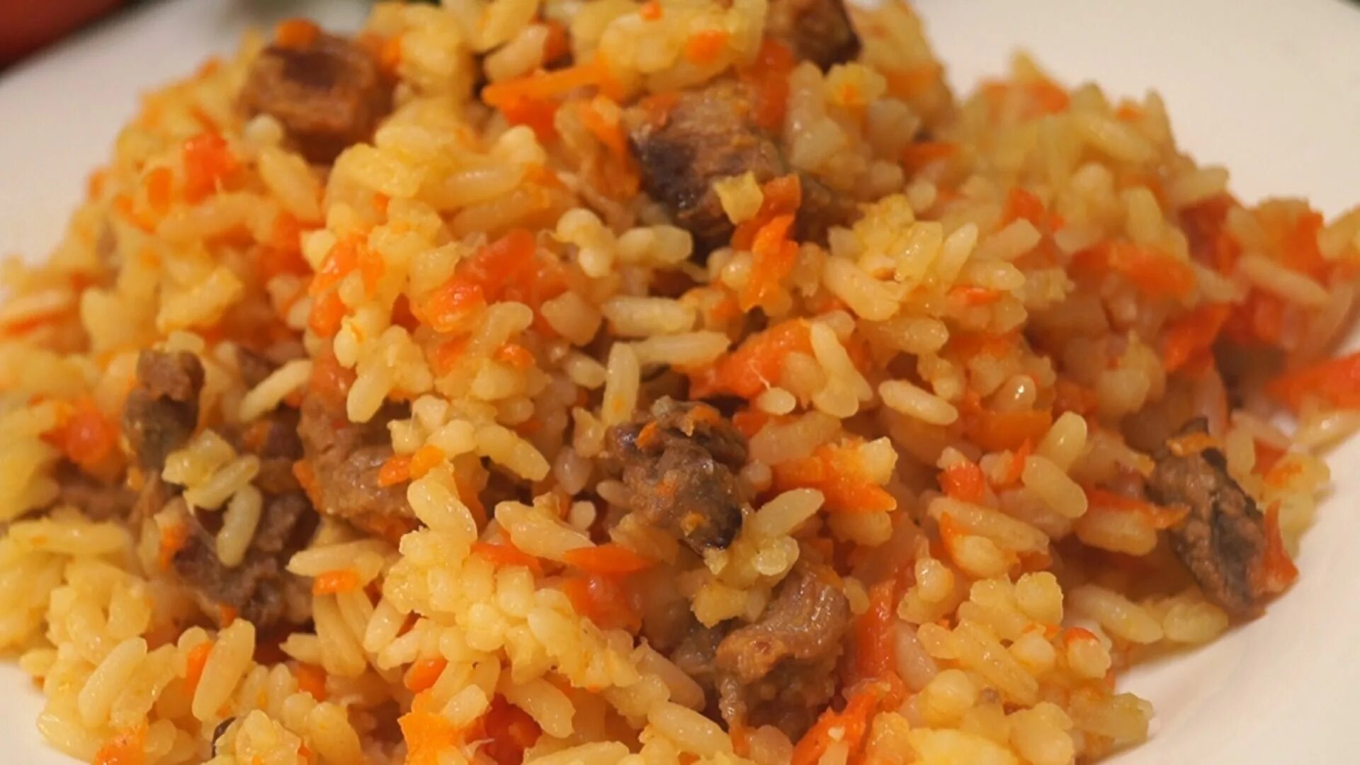Рассыпчатый плов с курицей. Рассыпчатый плов. Самаркандский плов. Плов в детском саду. Правильный рассыпчатый плов рецепт.