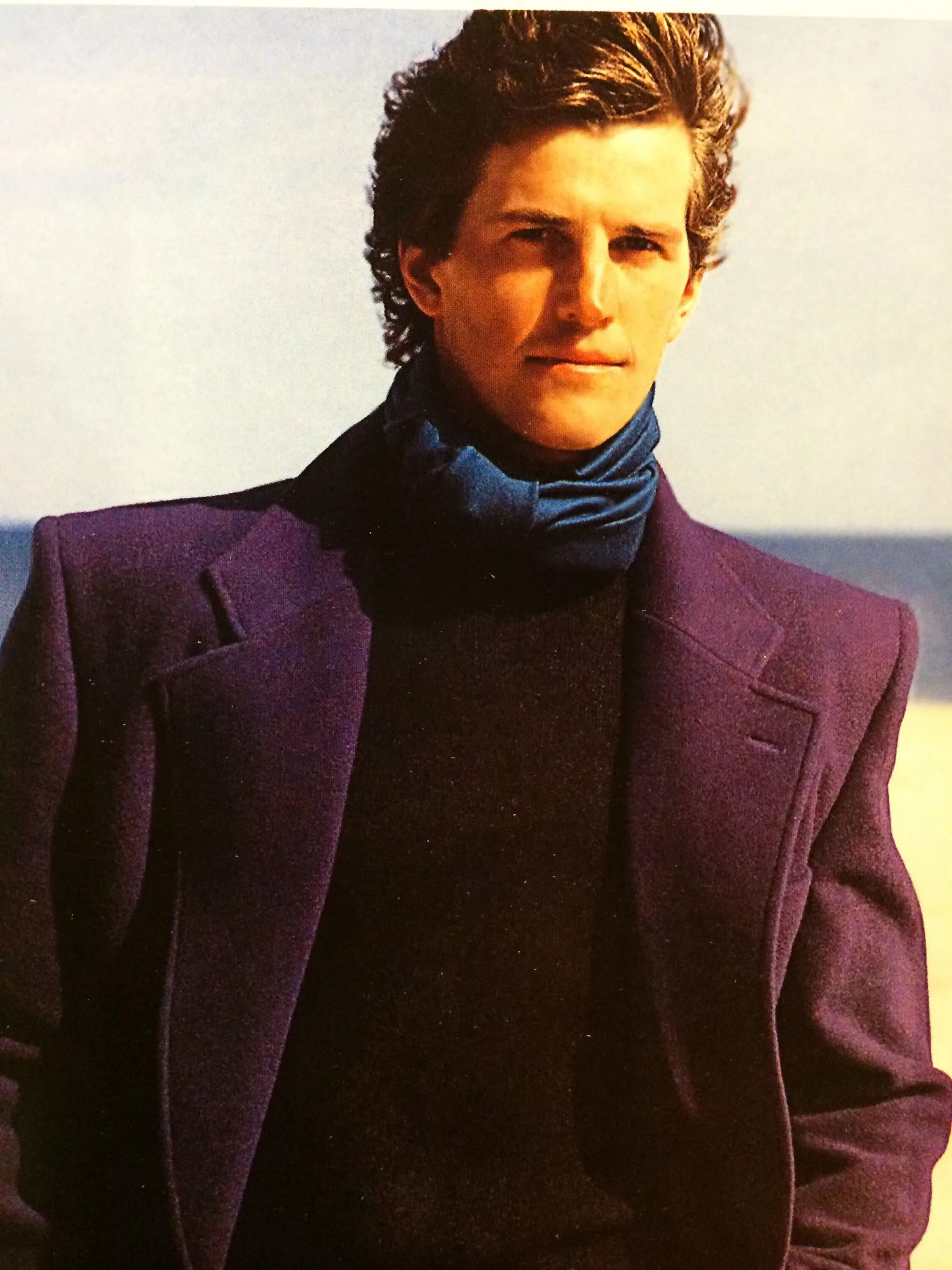 Мужская мода 1980. Одежда 1980-х годов мужская. Мужская мода 80х в Америке. 1980 Одежда мужская.