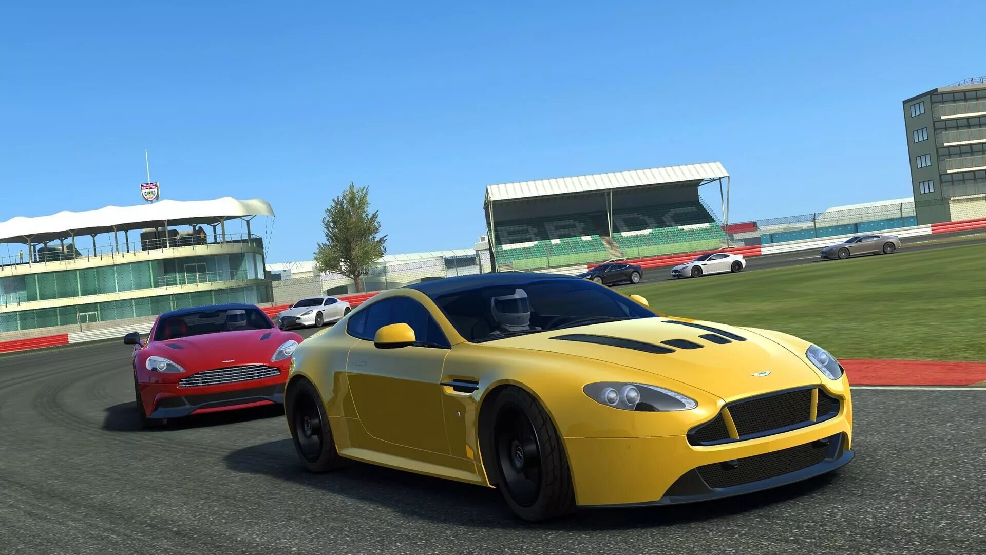 3 racing games. Real Racing 3. Гонки real Racing 3. Real Racing 3 EA. Реал рейсинг 3 2013.