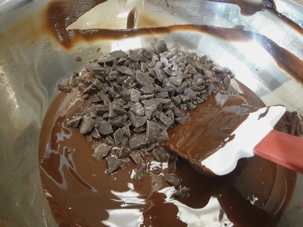 Темперирование шоколада. Темперировать шоколад. Темперирование шоколада способы. Метод темперирования шоколада.