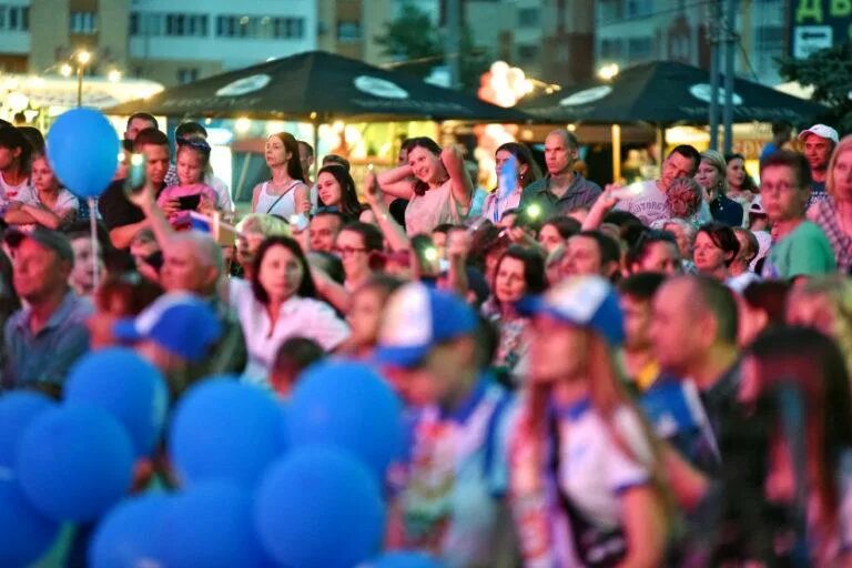 Гомель отметить день рождения. Абордаж камчатка. Стадион горноуральск. Гомель отметить день рождения. Школа 24 горноуральский.