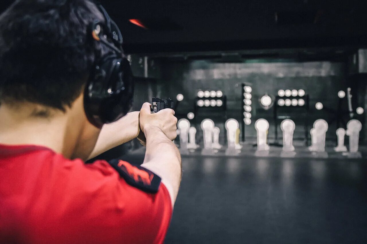 страйкбольный тир. клуб тир. открытие тира. открытый тир в москве. клуб тир.