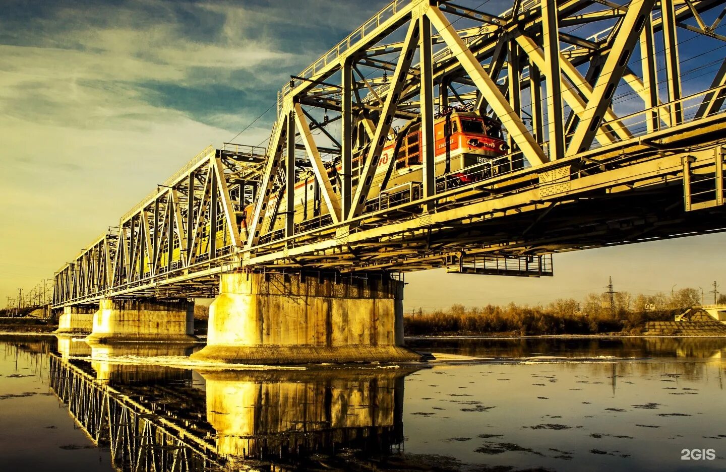 мосты города иркутска. иркутск мост через ангару глазковский. новый ангарский мост в иркутске. глазковский мост иркутск. река ангара и мост иркутск.