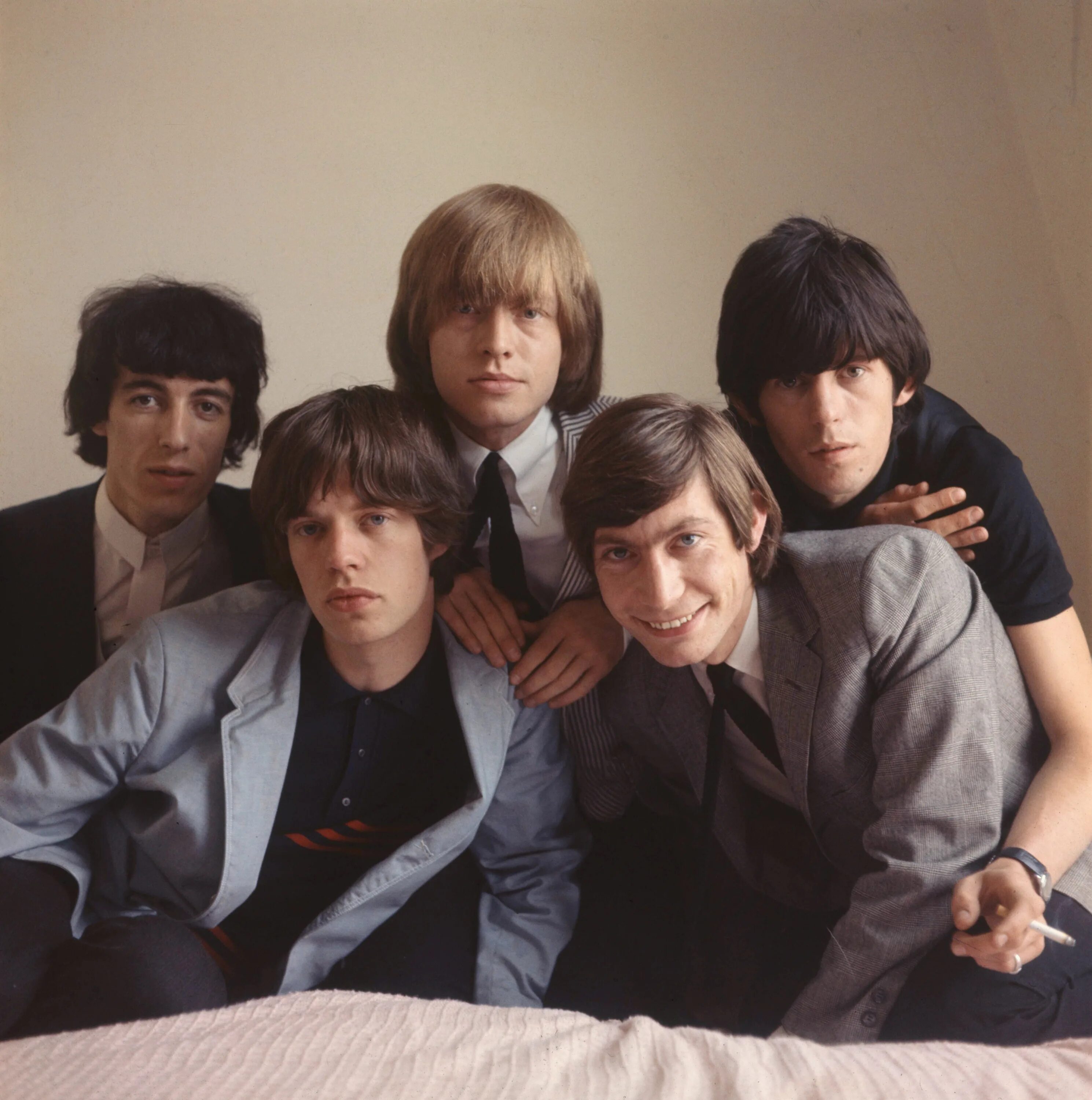 Группа the Rolling Stones. Rolling Stones 1964. Группа the Rolling Stones 1965. Группа Rolling Stones 1960. Песни beatles слушать