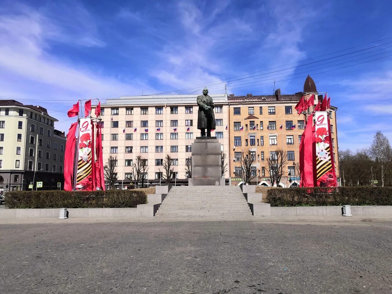 Выборг 9 мая 2025 программа. Украшение города к 9 мая. выборг день победы. победа 9 выборг. выборг майские праздники.