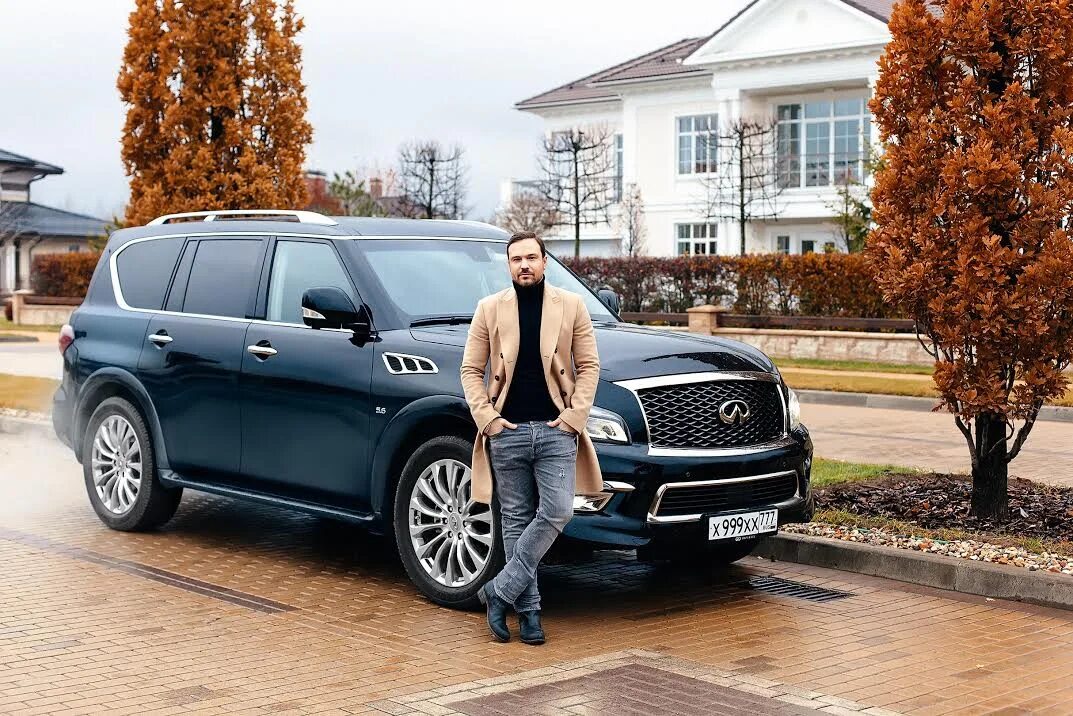 Бутусов рекламирует автомобиль. Машины Алексея Чадова. Автомобиль Алексея Чадова.