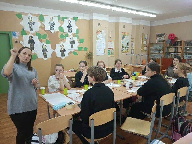 11 школа г орел. средняя школа 49 новосибирск. школа 49 орел лаврищев. 49 школа чебоксары. сайт мбоу сош 49.