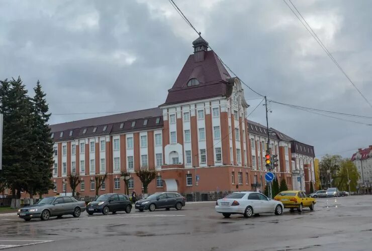 Гисметео гусев калининградская. Администрация города Гусева. Администрация город Гусев. Администрация Гусева Калининградской. Гусев (город).