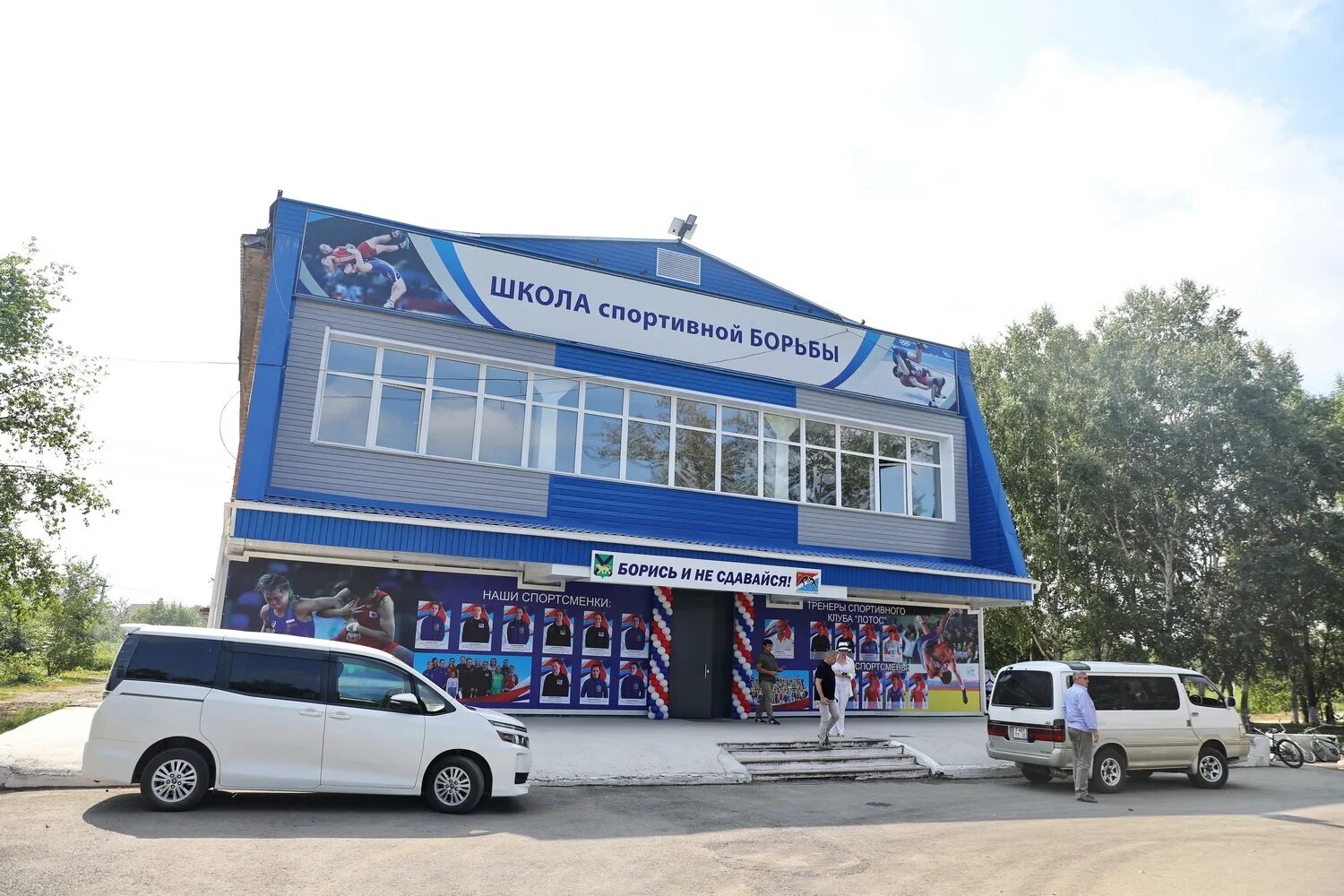 Машины в артеме приморского края