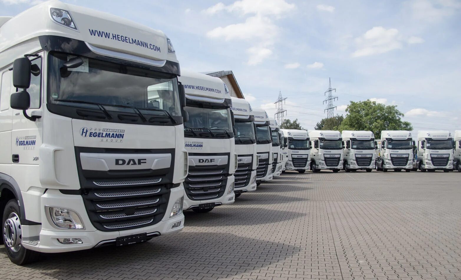 Aps скания. Daf xf 2023. Транспортные технологии ростов. Камаз итеко. Технология движения транспортная компания.