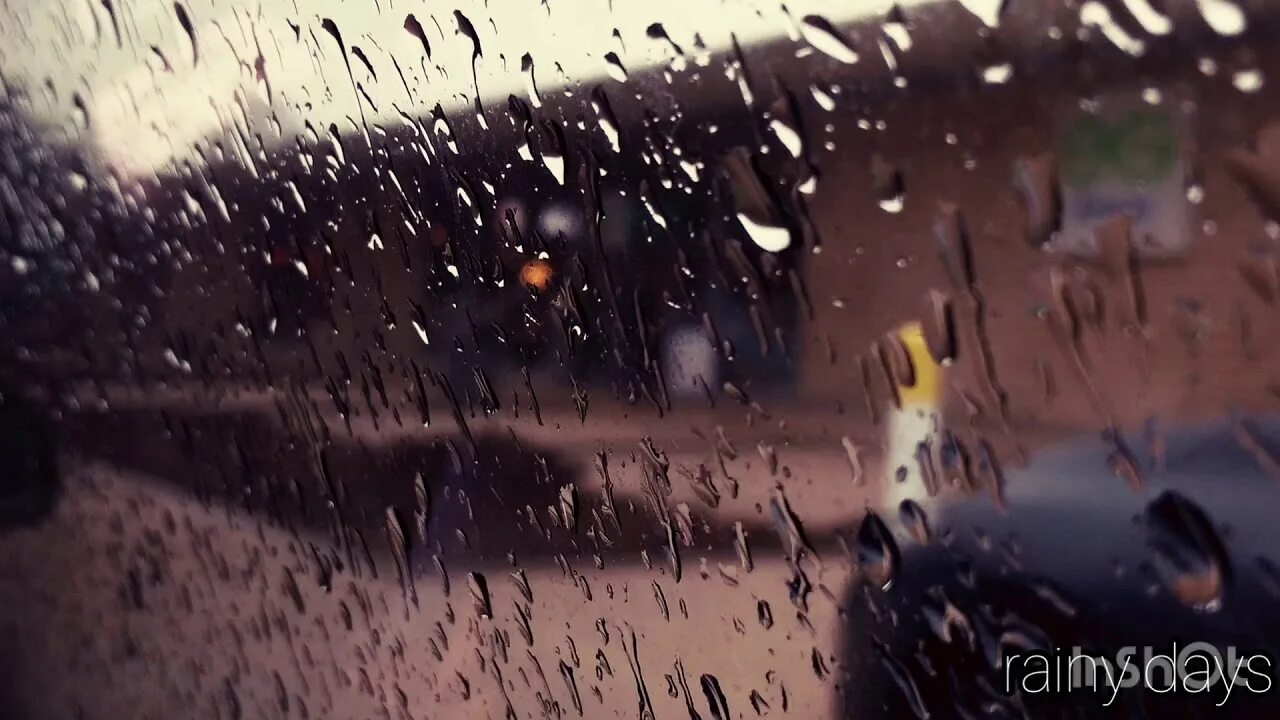В течение всей ночи лил дождь. Машина дождь. Дождь за окном машины. Под дождём ночью. Осенний дождь за окном машины.