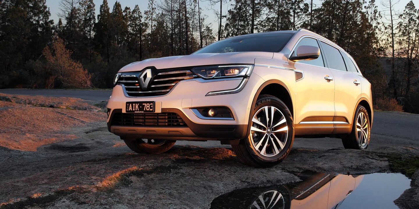 Рено 2017 год. Renault KOLEOS 2018. Renault KOLEOS 2022. Стрит Рено Колеос 2018. KOLEOS 1 off Road.