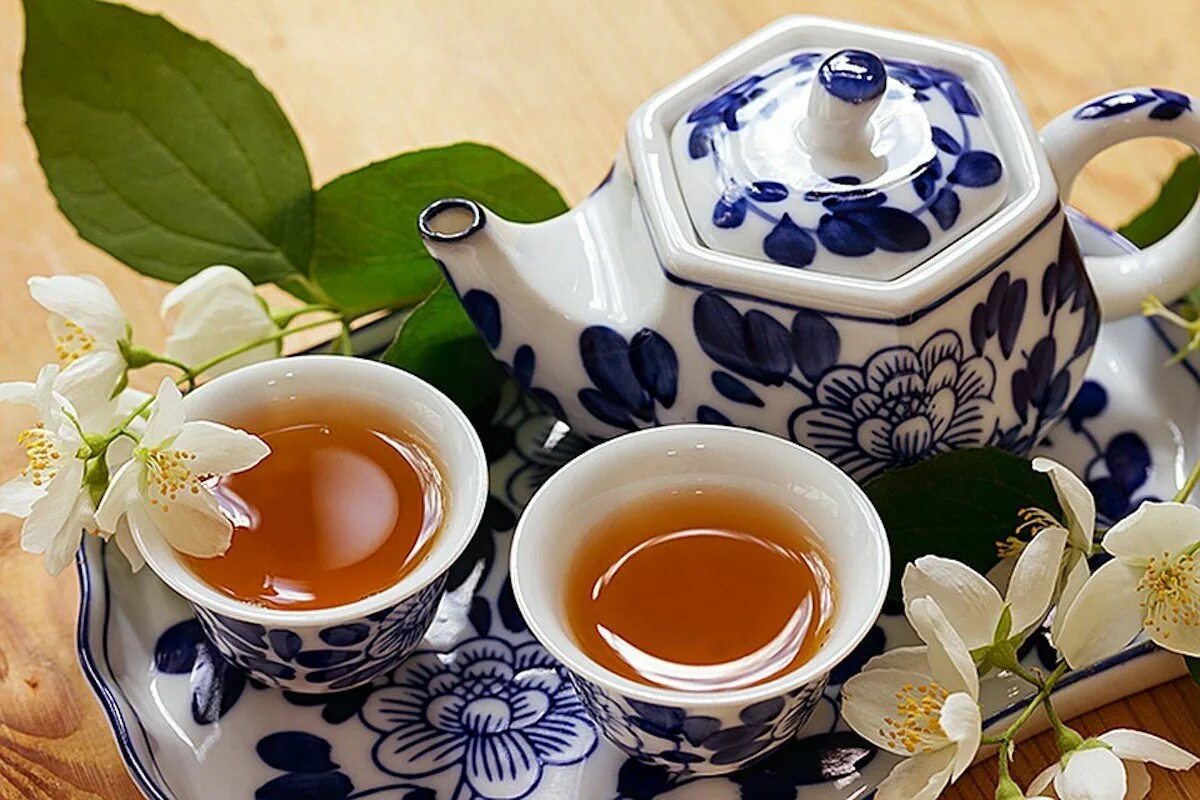 Доброе утро чай. Чашечка чая. Чай картинки. Чашка с чаем. Чай доброе утро добрый день