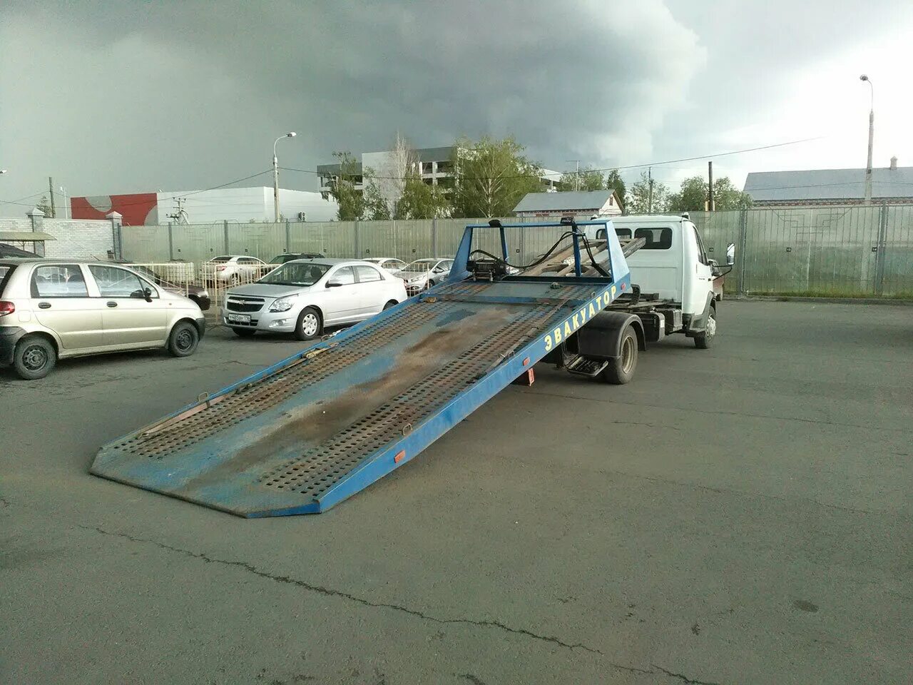 Эвакуаторная платформа на валдай. Газель эвакуатор. Цттм платформа для эвакуатора. Крытый эвакуатор своими руками. Платформа эвакуатора 5260мм.