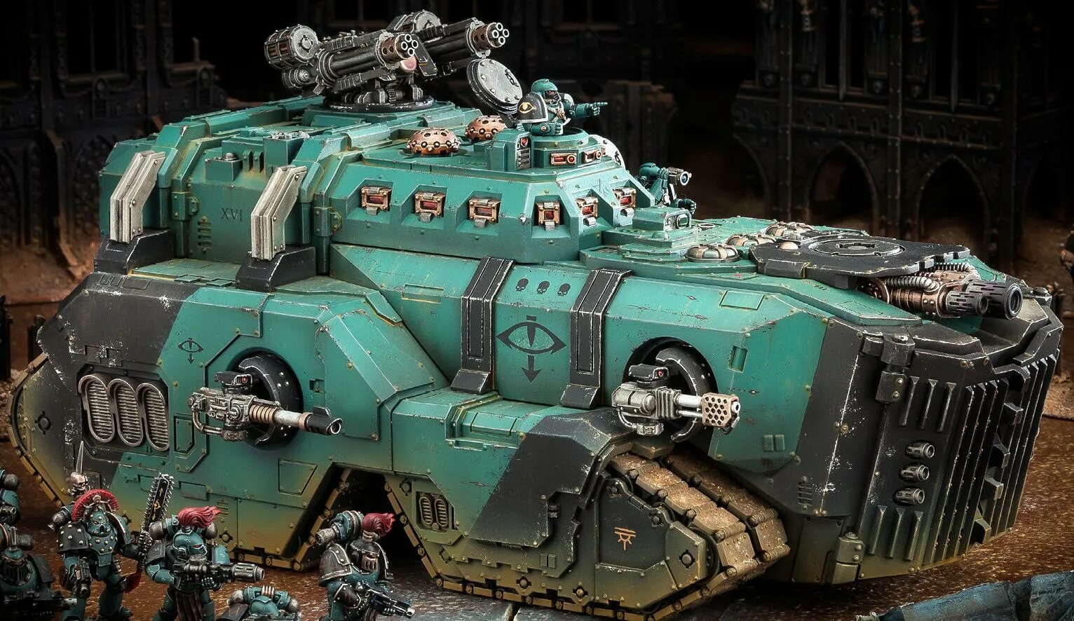 Broken lance warhammer. Вархаммер 40000 танк мастодонт. Вархаммер 40 000. Машина Каба вархаммер 40000. Warhammer 40k мастодонт.