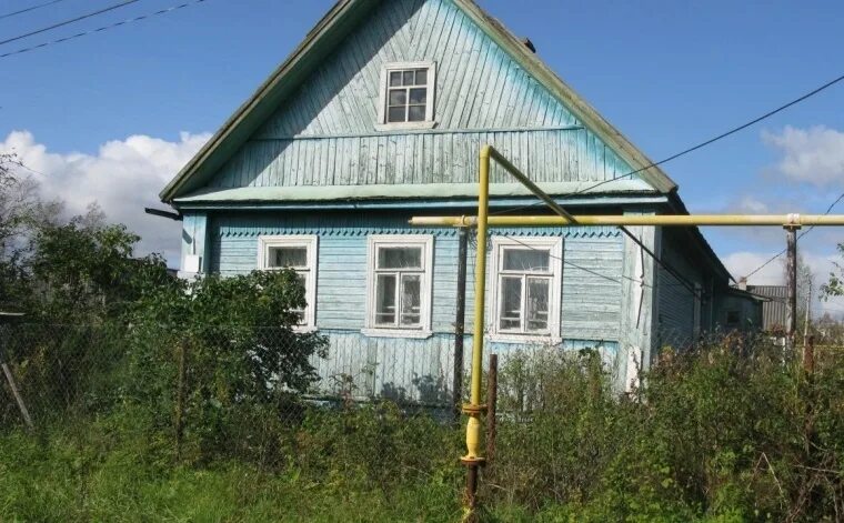 Дом чудово новгородской области. Дом в Чудово Новгородской. Г Чудово Новгородской области недвижимость. Авито Новгородская область. Дома коттеджи в Чудово Новгородской.