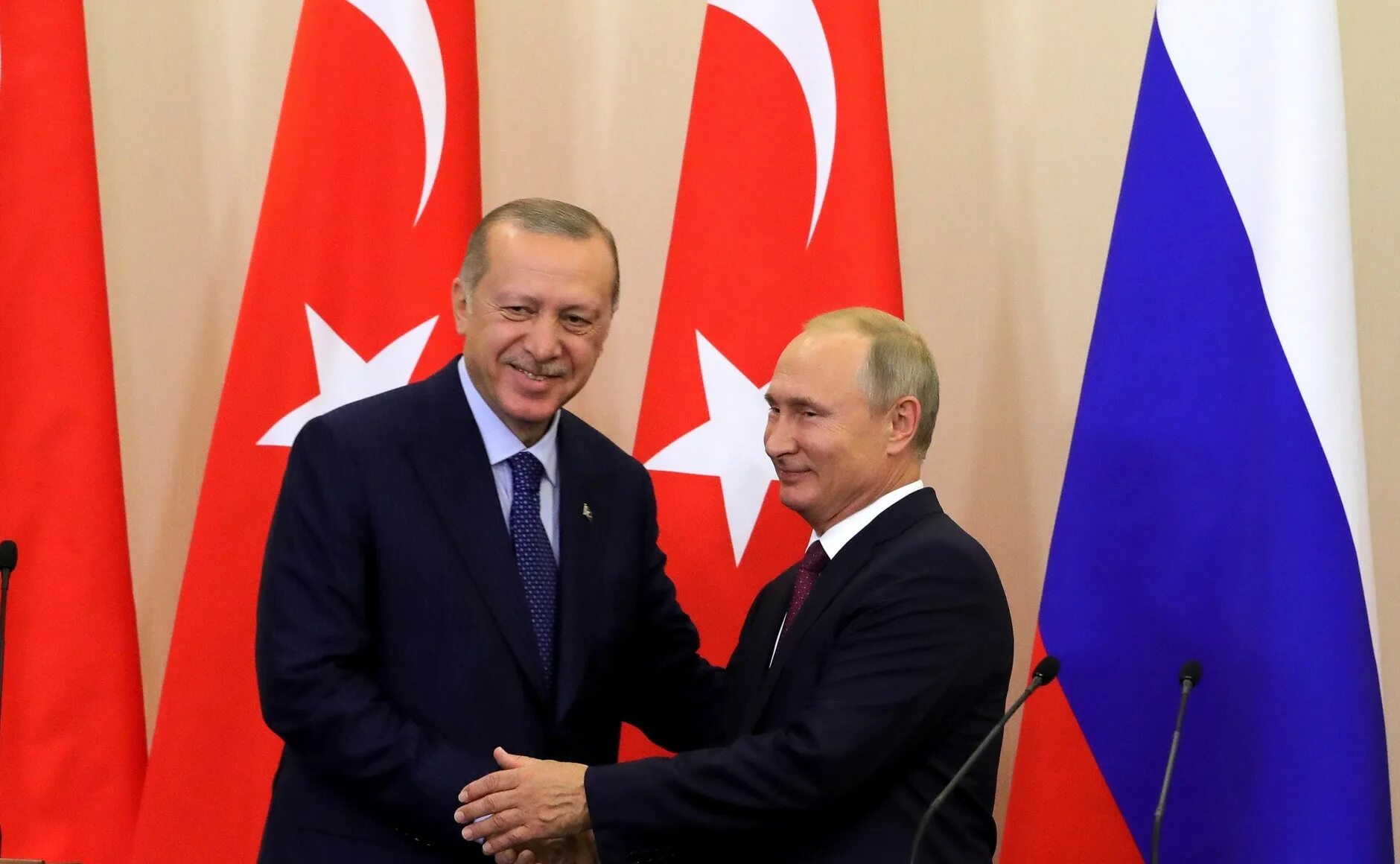 Сотрудничество россии и турции. Реджеп Тайип Эрдоган фото с Путиным.