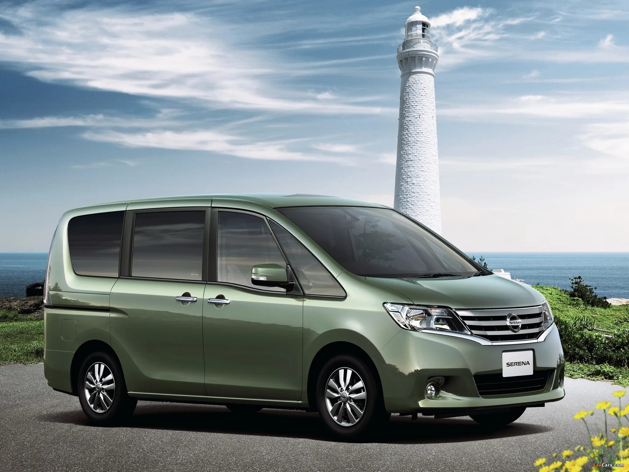 Новые минивэны все марки. Nissan Serena 2021. Nissan Serena 2010. Nissan Serena 2011. Nissan Serena 8.