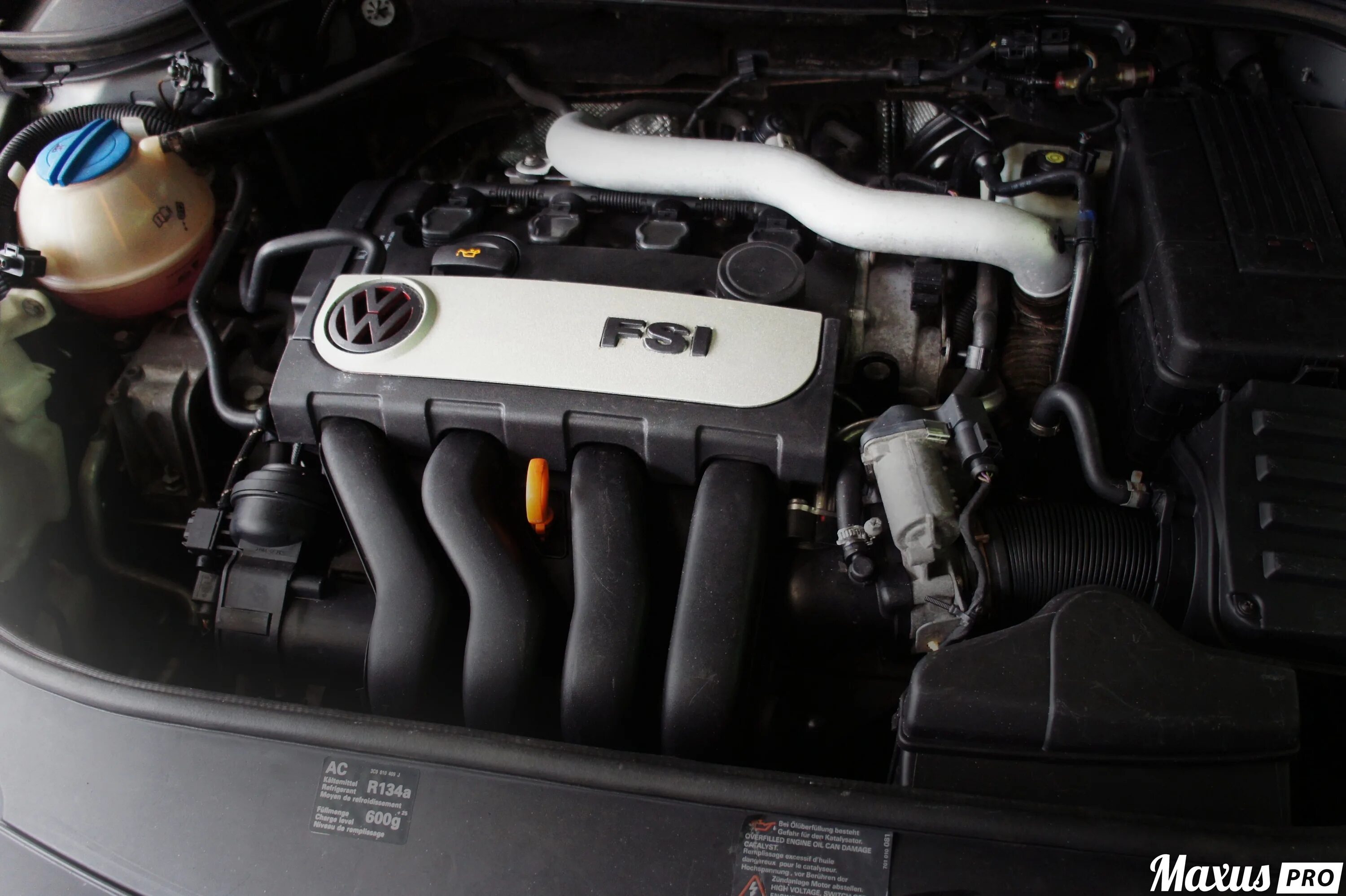 Двигатель Фольксваген Пассат б6 2.0 FSI. Двигатель VW Passat b6 2.0FSI. Пассат б6 2.0 FSI 150 Л.С. Мотор FSI Passat b6.