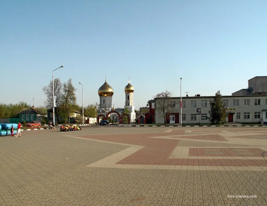 Погода в чернянке на 10 дней. Храм п. Чернянка Белгородской. Посёлок Чернянка Белгородской. Чернянка Белгородской области площадь. Чернянка площадь поселка.