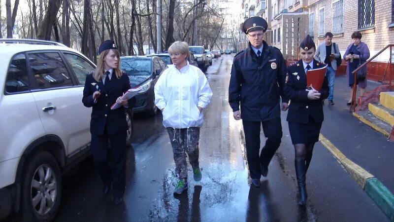 Полиция ясенево. Начальник полиции Можайска. Сотрудники\ полиции в Можайске. Женщина Участковый полиции. ОМВД Можайский район г Москва.