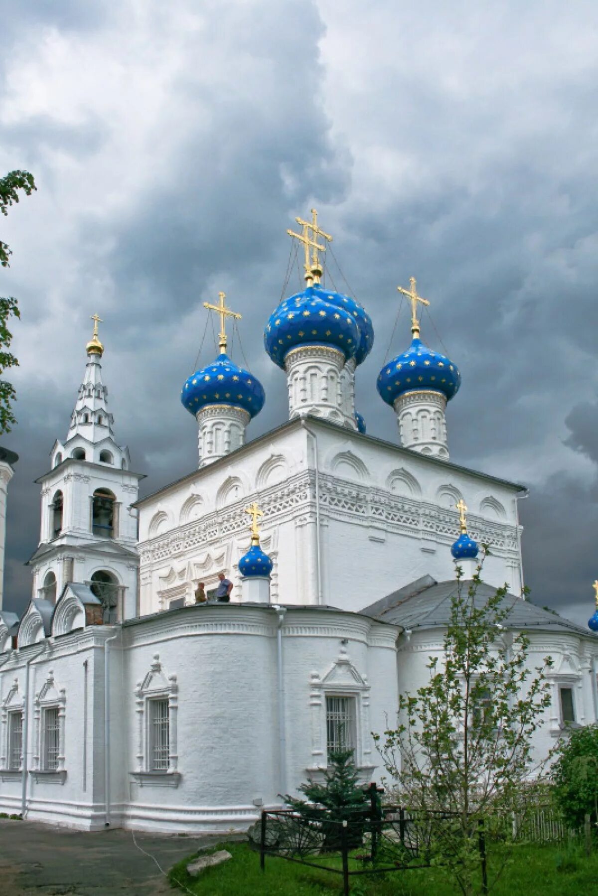 Церкви пушкино московская. Церковь николая чудотворца, пушкино. никольская церковь города пушкино. храм николая чудотворца московская область. никольская церковь в пушкино московской области.
