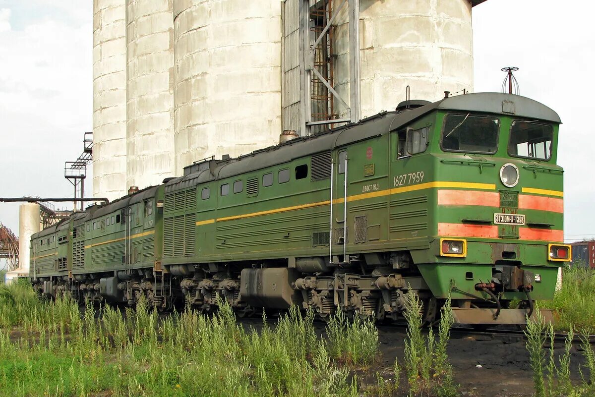 Поезд новый ургал хабаровск. 3тэ10м БАМ. Тепловозы 3тэ10м БАМ. Тэ3-7111. 3тэ10м 0003.