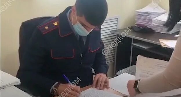 Хищение уголовного дела следователем. Начальник уголовного розыска кизилюрта. следователи следственный комитет кизилюрта. работники следственного комитета дагестана. уголовный розыск кизилюрт.
