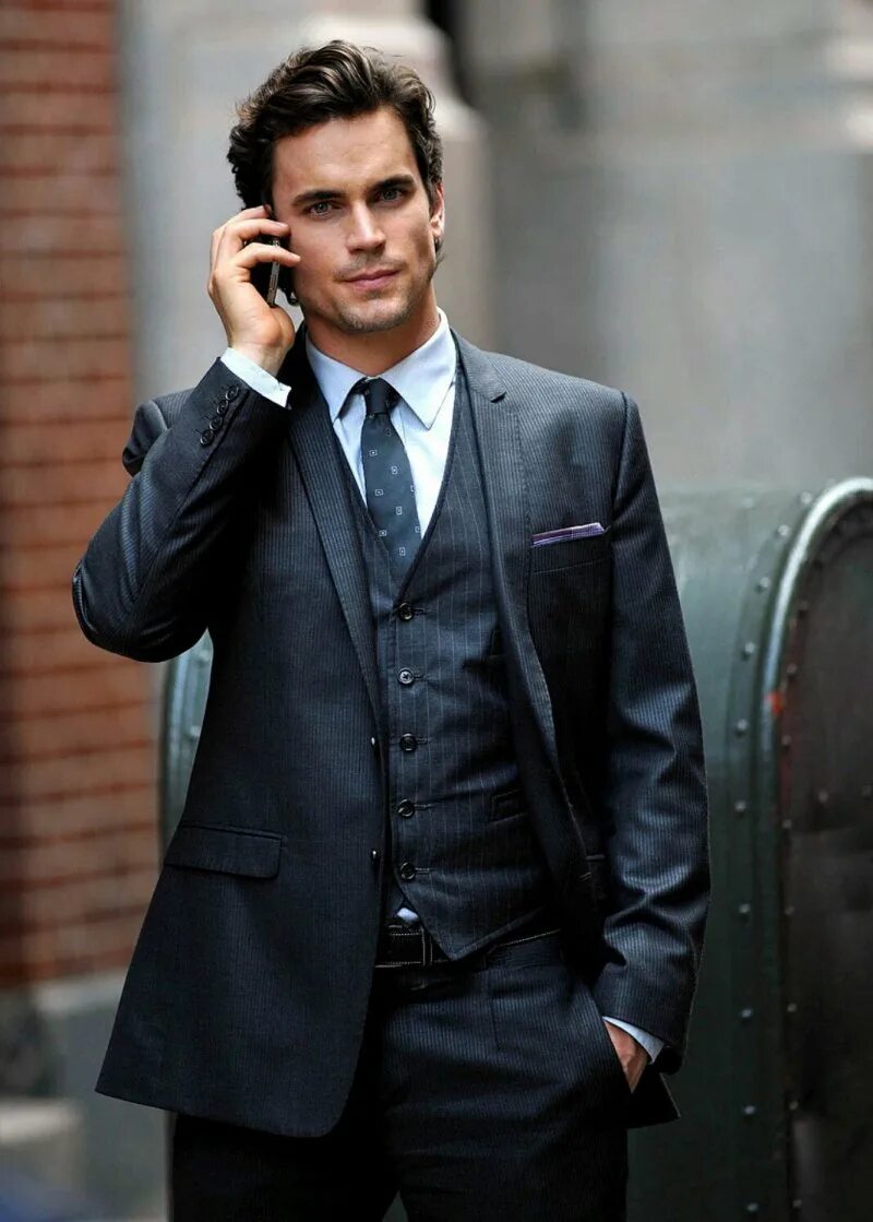 Деловой костюм. Дэвид ганди стильные образы. Красивые интеллигентные. Деловой мужчина. Красивые элегантные аристократичные мужчины.