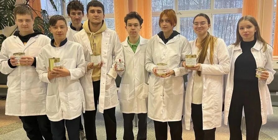 Надо людям помогать - Мурманский вестник - #152300