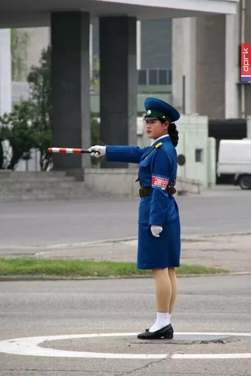 Регулировщик в аэропорту