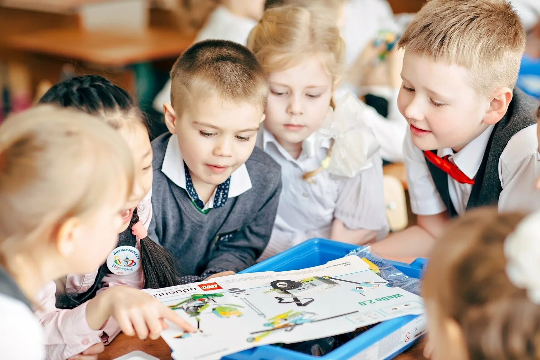 Детский сад радость. Школа будущего первоклассника. Дети младшего школьного возраста. Развивающие занятия начальных классов. Занятия с детьми с овз.