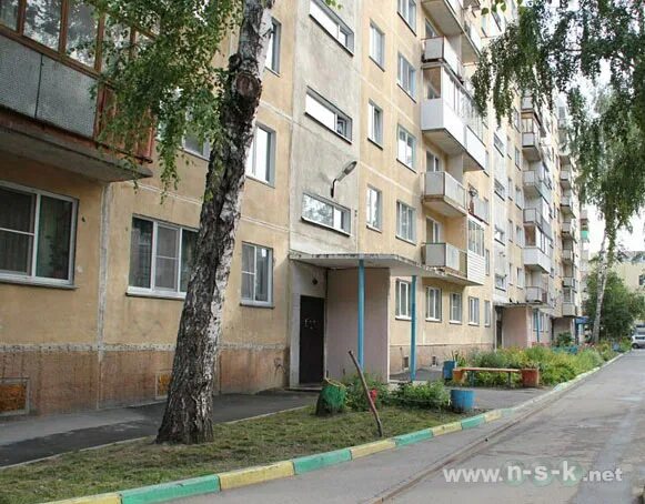 Кошурникова 39 новосибирск. Кошурникова 37/1 новосибирск. Кошурникова 39/1. Новосибирск улица кошурникова дом 37/1. Сквер молодежный ул.