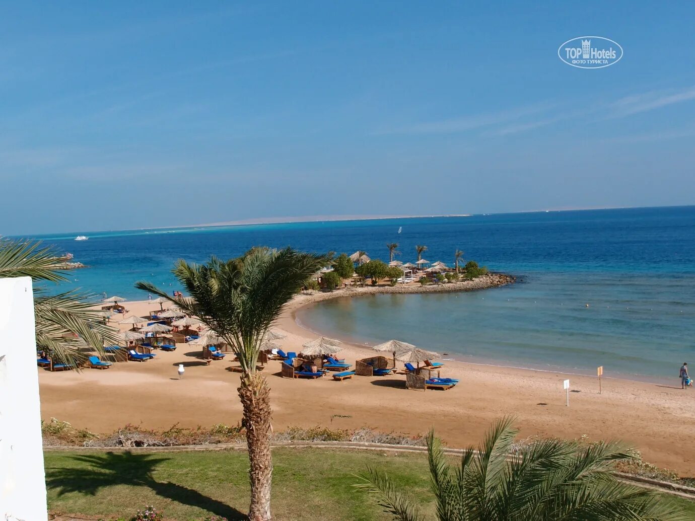 Египет меркурий. Mercure Hurghada 4. Отель Меркурий Хургада Египет. Mercure Hurghada 4* Хургада, Хургада,. Меркури Египет отель пляж.