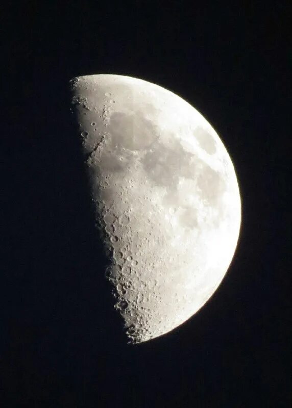 тень луны эффект. луна 4к. 09. луна в 28. снимки луны.