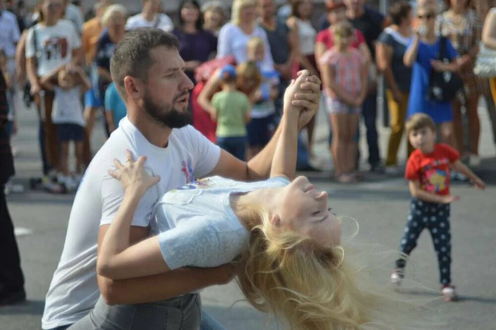 Гомель куда сходить с ребенком. Танцы гомельском парке.