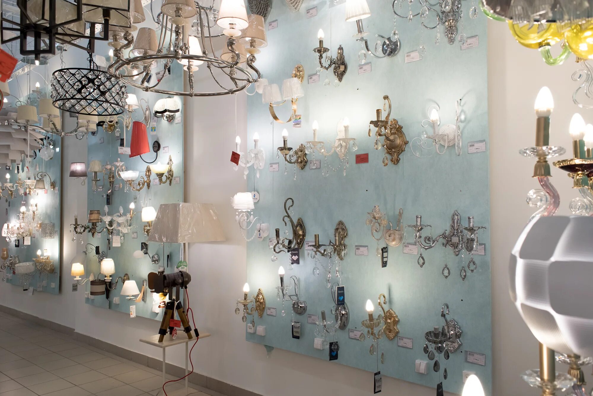 Мир света на варшавской 3. Магазин света в санкт петербурге. Мир света санкт-петербург. Мир света челябинск. Мир света санкт-петербург.