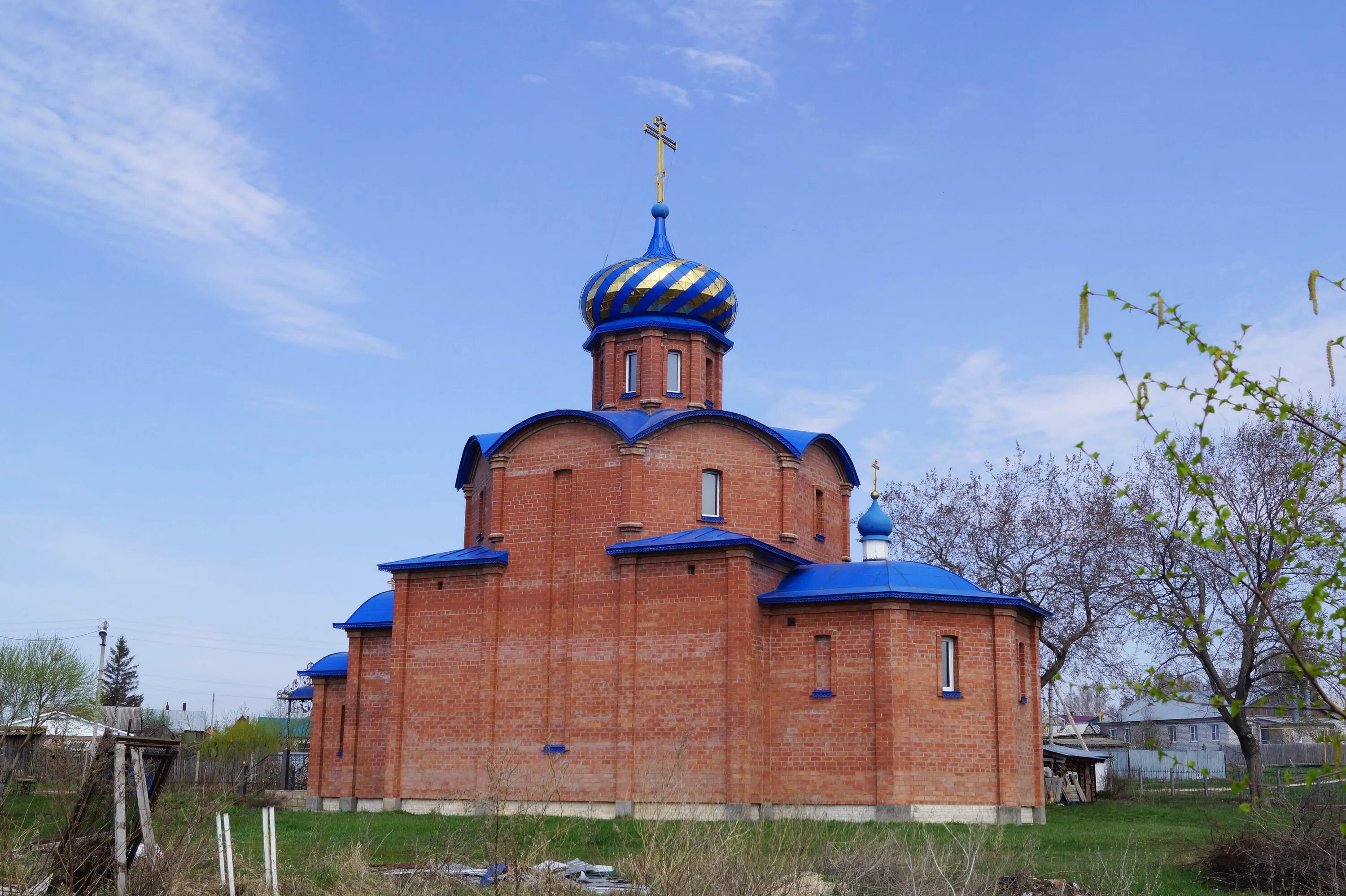 Орловка самарская область. Храм Архангела Михаила в Верхнем Косиново. Церковь Архангела Михаила станица Романовская. Храм Михаила Архангела Воробьевки. Михаило-Архангельская Церковь Лазарево.