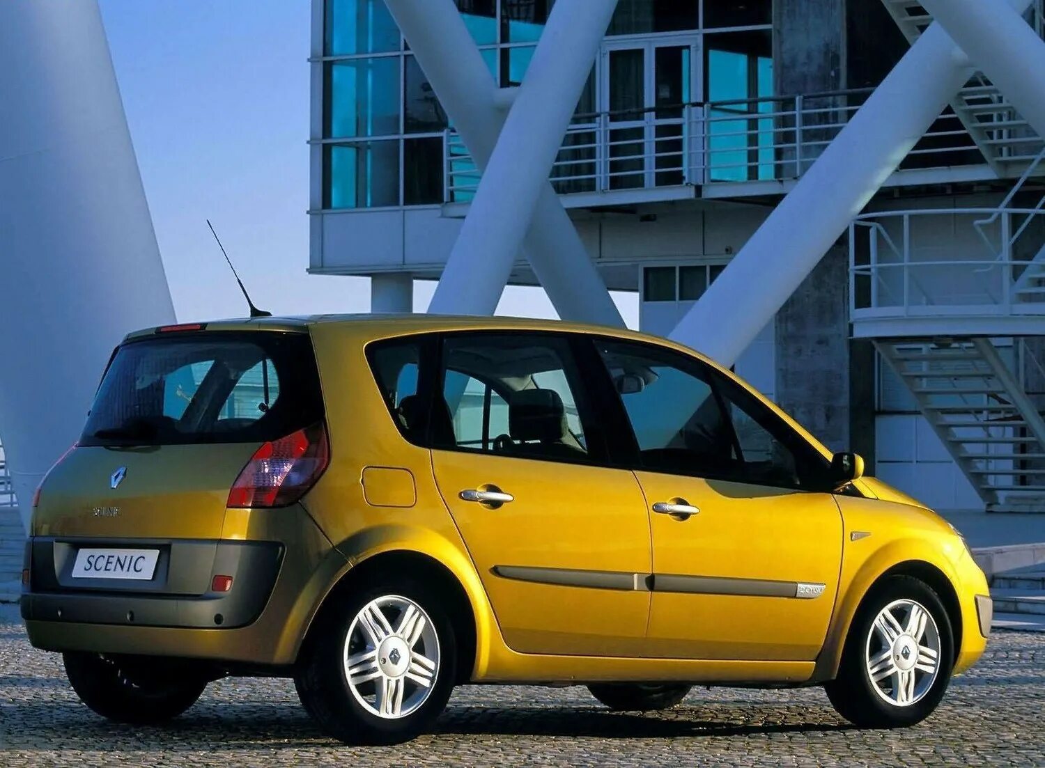 1.2 renault. Renault Scenic 2. Рено Сценик 2 2003. Renault Scenic 2003. Меган Сценик 2.