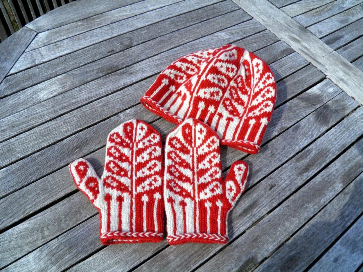 варежки с анатомическим пальцем. классические варежки. трикотажные варежки. классические варежки. стильные варежки.